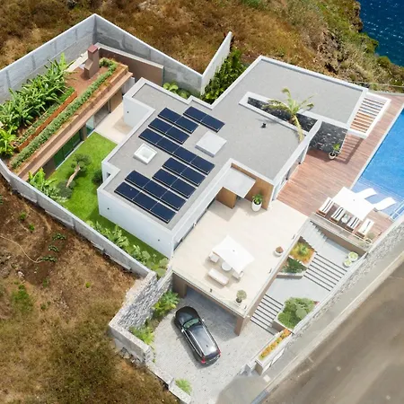 Refugio Na Escarpa Luxury Villa *