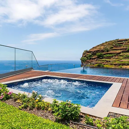 Refugio Na Escarpa Luxury Villa